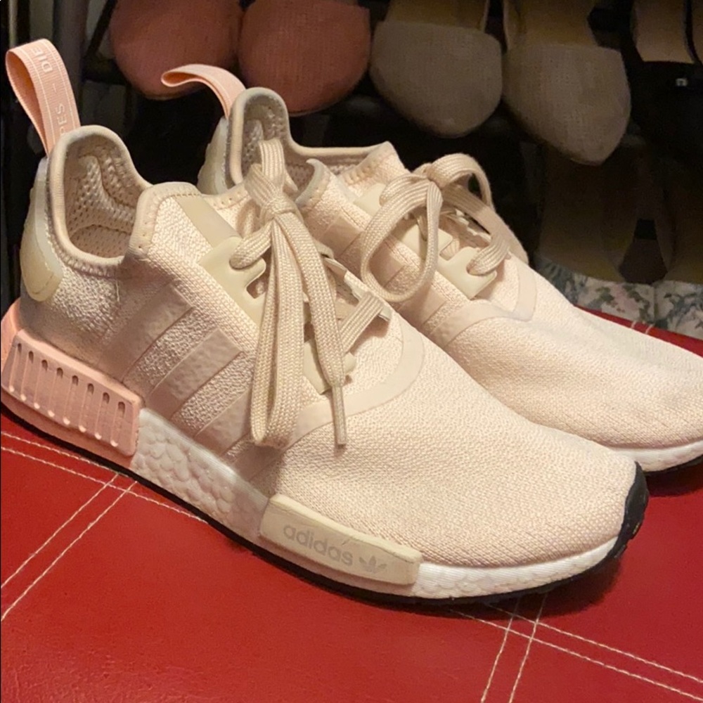 Adidas R1